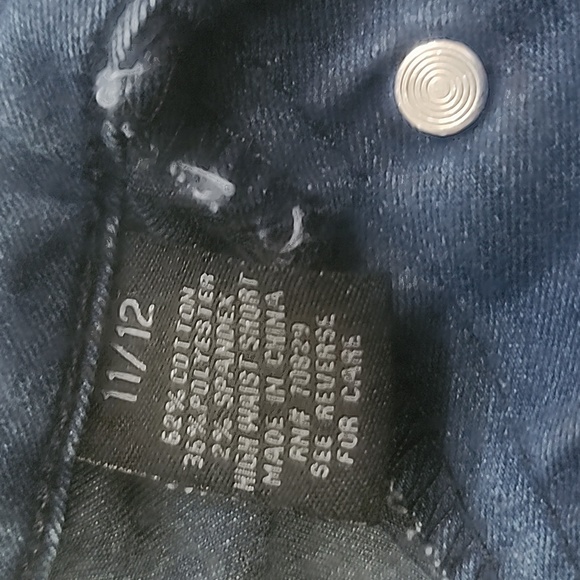 Bundle Of 2 Rue21 Women's Stretch Denim Shorts - Picture 5 of 7